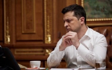Зеленський зібрав невідкладну пресконференцію на тлі можливого нападу РФ