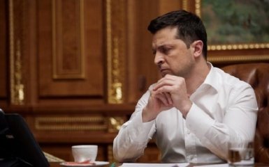 Зеленский собрал пресс-конференцию на фоне возможного нападения РФ