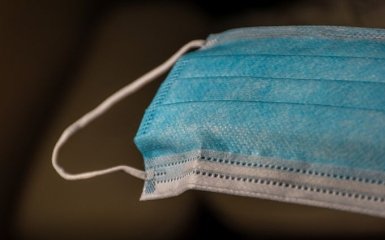 МОЗ відповіло, чи можливо перенести січневий локдаун проти COVID-19