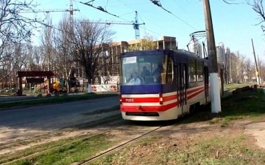 Електротранспорт Дніпра переведуть на безготівковий розрахунок