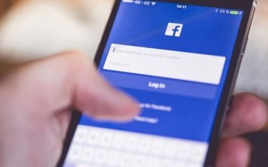 Журналісти викрили масові зловживання робітників Facebook приватними даними людей