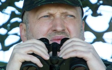 Турчинов рассказал, чем Россия и боевики атакуют украинцев