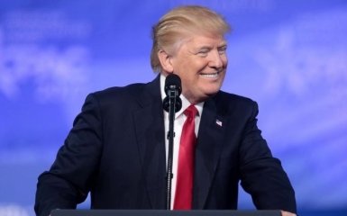 Нічим зайнятися: Трамп склав рейтинг фейків