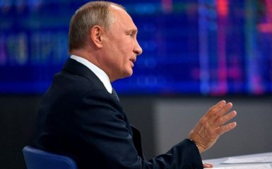 "Не напружуюся": Путін розказав анекдот після заяви про трагедію в Керчі