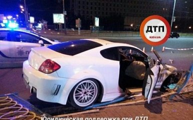 В Киеве произошло очередное пьяное ДТП, водитель потерял колесо: появились фото