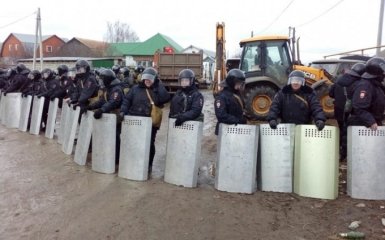В России в бунтующий из-за газа поселок отправили ОМОН: появилось фото
