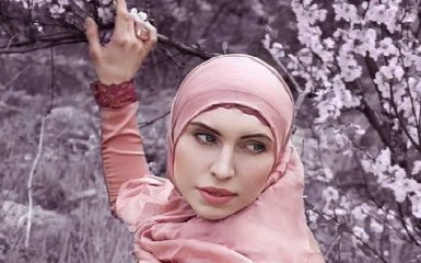 Знаю, хто це: мати Окуєвої поділилася шокуючими даними