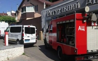 В Киеве из гранатомета стреляли в ритуальное бюро