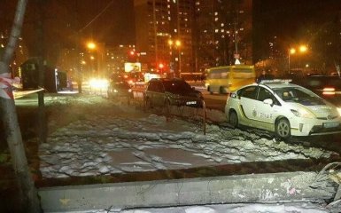 Снегоуборщик стал причиной трагедии в Киеве: опубликованы фото