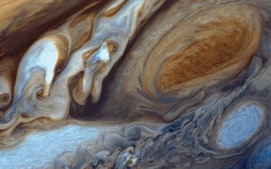 Живописное движение: в NASA показали новое захватывающее видео с Юпитера