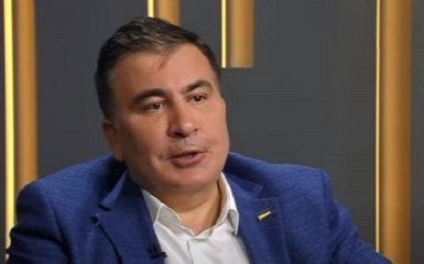 Саакашвили срочно забрали из тюрьмы на вертолете — видео
