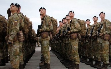 Украинцев призывают в армию: стало известно, сколько людей пойдут служить