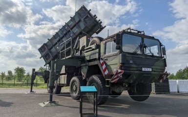 Украина получила первую систему Patriot - Financial Times