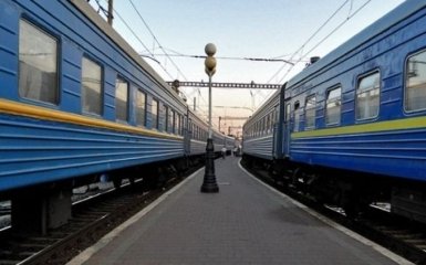 Укрзалізниця запустила додаткові потяги до Великодня: названі напрямки
