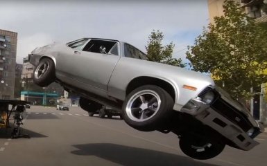 Новий трейлер до "Форсаж 9" вразив видовищною автомобільною бійнею