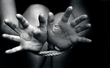 Боевики ДНР-ЛНР заставляют детей воевать, а Путин скрывает масштабы рабства в России - западные СМИ