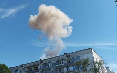 В Крыму возле авиабазы РФ прогремели мощные взрывы