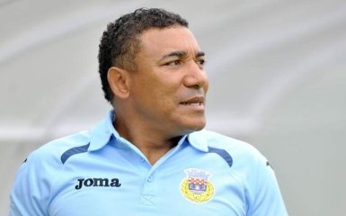 "Днепр" начал переговоры с иностранным тренером