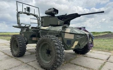 ЗСУ випробовують на фронті безпілотний робот Ironclad