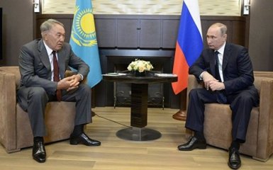 Назарбаев в беседе с Путиным сделал громкое заявление о Порошенко и Донбассе