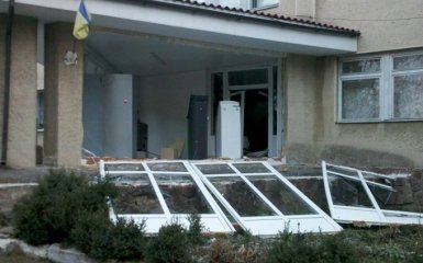 В Прикарпатье с загадочной целью взорвали поликлинику: опубликованы фото