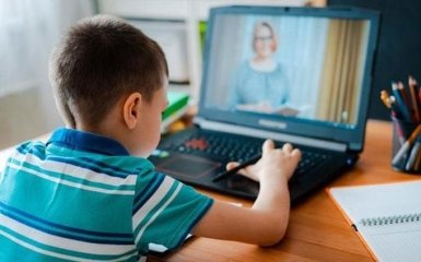 Школи можуть перейти на дистанційне навчання - українцям зробили попередження