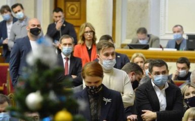 Нардепов начали строго штрафовать за прогулы: "слуга народа" назвал суммы