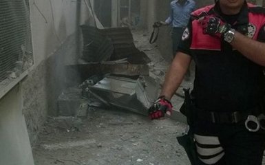Ракета из Сирии прилетела на рынок в Турции и убила десятки людей: появились фото и видео