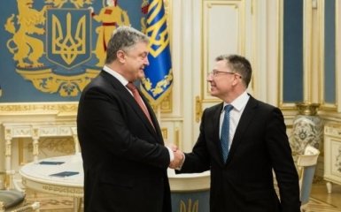 Порошенко обговорив з Волкером виконання Мінських угод
