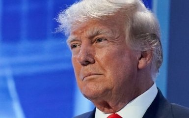 Трамп заплатит 200 тыс долларов залога по делу о вмешательстве в выборы — CNN