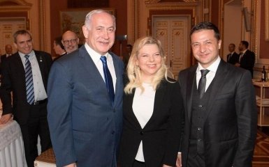 У Зеленского отреагировали на скандальное поведение жены премьера Израиля