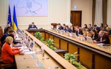 Кабмин собрался на внеочередное заседание - что случилось