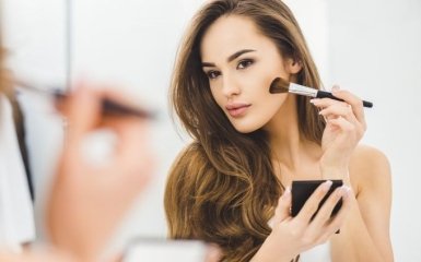 8 шагов к идеальному макияжу для жирной кожи без лишнего блеска