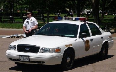 У США авто в'їхало у натовп, є постраждалі