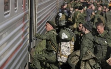 В окупованому Криму банки передають інформацію про клієнтів у військкомати для мобілізації
