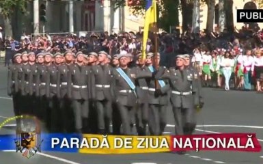 Українські військові на параді в Молдові надихнули соцмережі