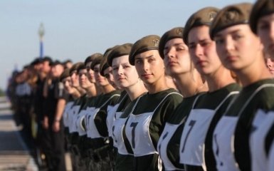День Незалежності 2018: на параді в Києві вперше пройдуть жінки-військовослужбовці і покажуть нову техніку