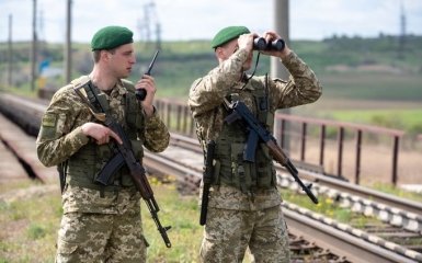 Пограничники поймали немцев-велосипедистов, посчитавших Украину частью ЕС