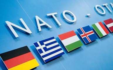 НАТО должно быть готово к наступлению против Путина - советник Порошенко