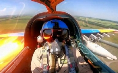 Авіація України завдала потужних ударів по 16 скупченнях росіян і техніки на Луганщині