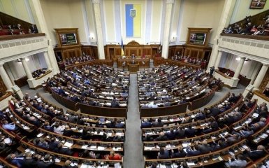 Рада может ввести персональные санкции против Повалий, Лорак, Лободы и Киркорова