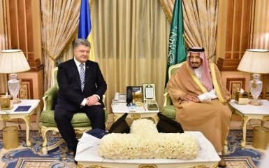 Порошенко встретился с королем Саудовской Аравии, были подписаны двусторонние документы