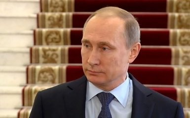 Путін хоче вирішити кілька завдань, щоб залишитися "на троні" - російський політик