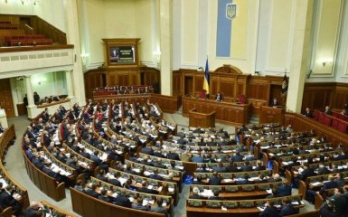 Рада повернула доплати військовим у розмірі 30 тис грн