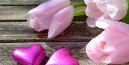 Поздравления с 8 марта в прозе: красивые пожелания своими словами