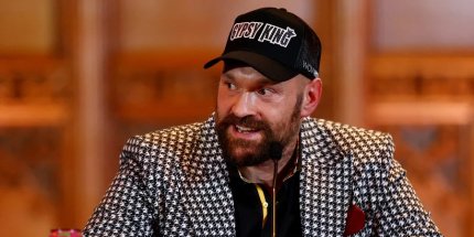 Тайсон Ф'юрі визнає перемогу Усика у їхньому першому бою Тайсон Ф'юрі визнав чесну перемогу Усика у першому бою