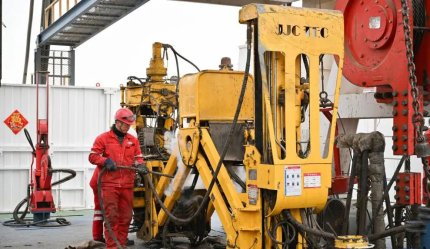Китай хоче пробурити свердловину глибиною понад 11 км 