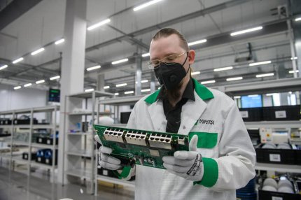 Through a large-scale scheme, Russia continues to receive Western goods to circumvent sanctions Russia has created a large-scale scheme to obtain Western goods to circumvent sanctions