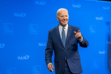 Команда Трампа погрожує вимогою відставки Байдена У Трампа планують вимагати відставки Байдена