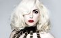 Леди Гага восхитила папарацци отсутствием бюстгальтера и чокером: опубликованы фото